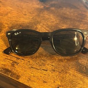 Ray ban sunglasses(polarized)